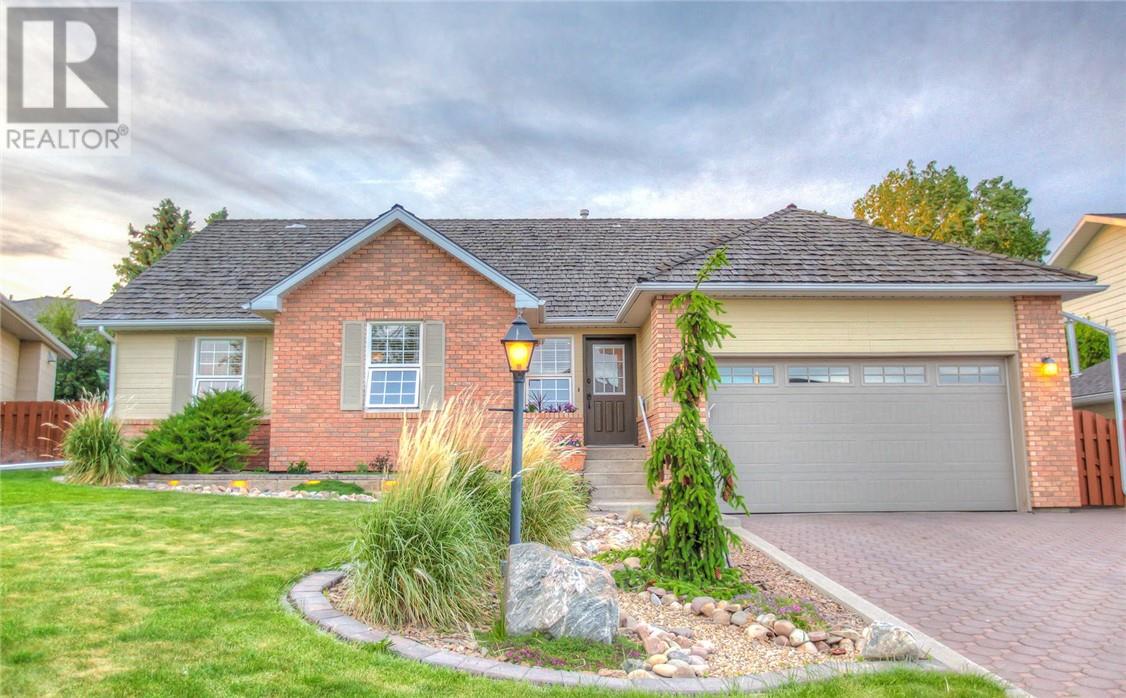 58 Coachwood Point W, Lethbridge, Alberta