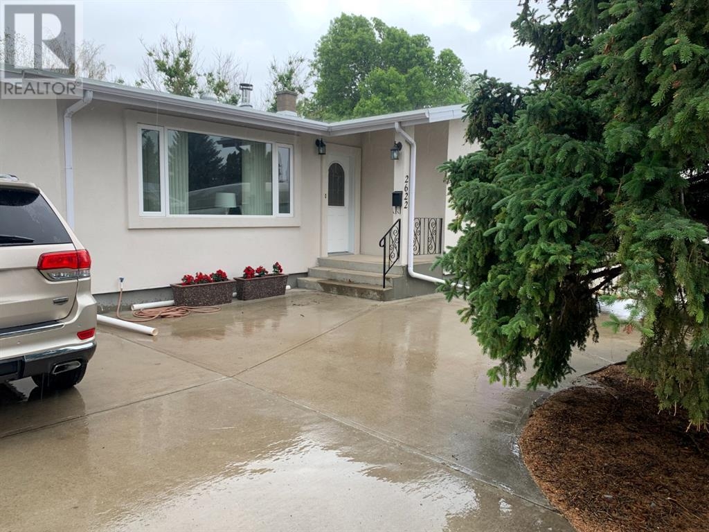2622 22 Avenue S, Lethbridge, Alberta