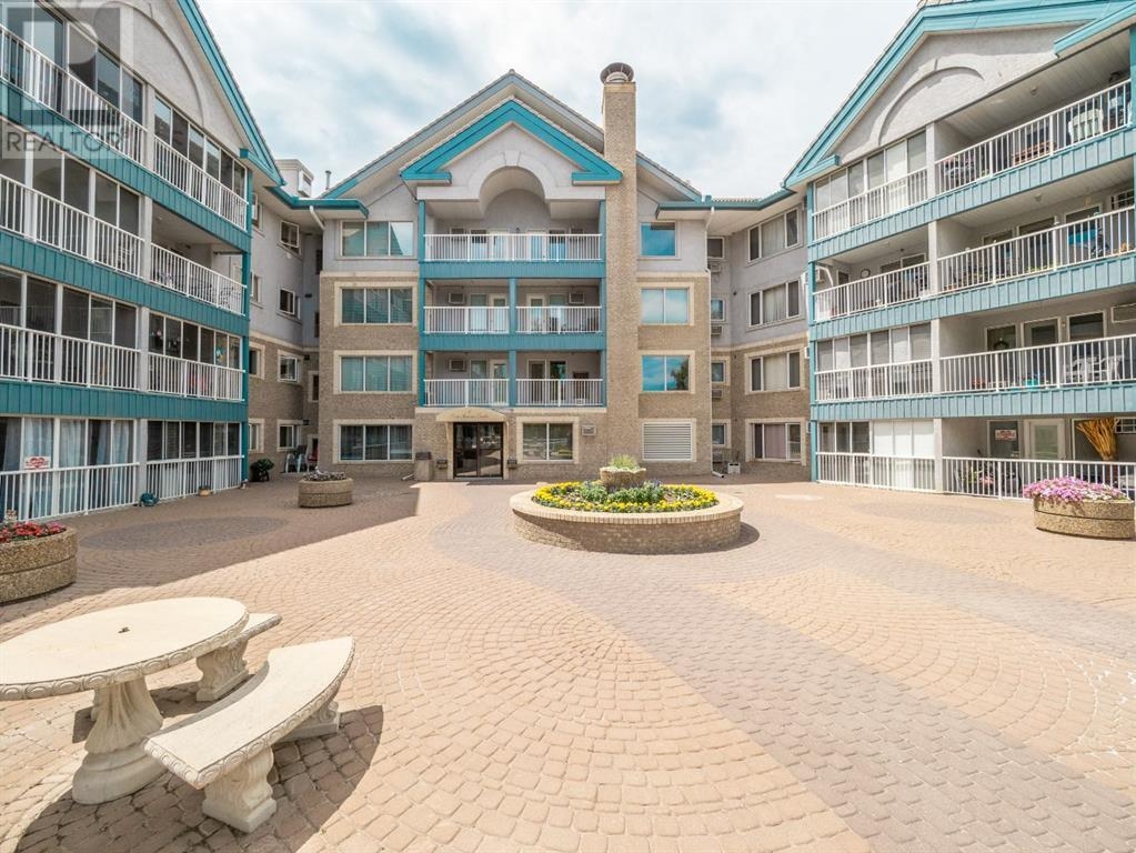 113, 75 1 Avenue S, Lethbridge, Alberta  T1J 4R2 - Photo 1 - A2203518